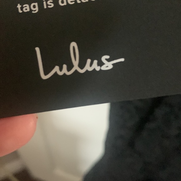 ❗️CLEAROUT❗️ Lulus - Black Sleeveless MIDI Trumpet Dress - Picture 7 of 9